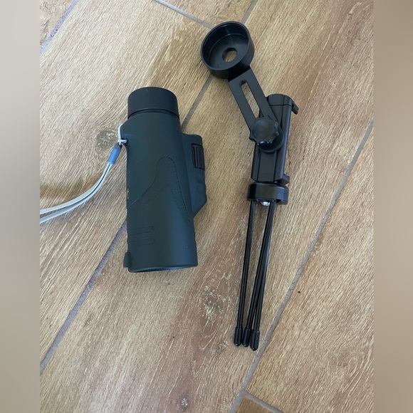 Gray Monocular Telescope with stand - Picture 1 of 4